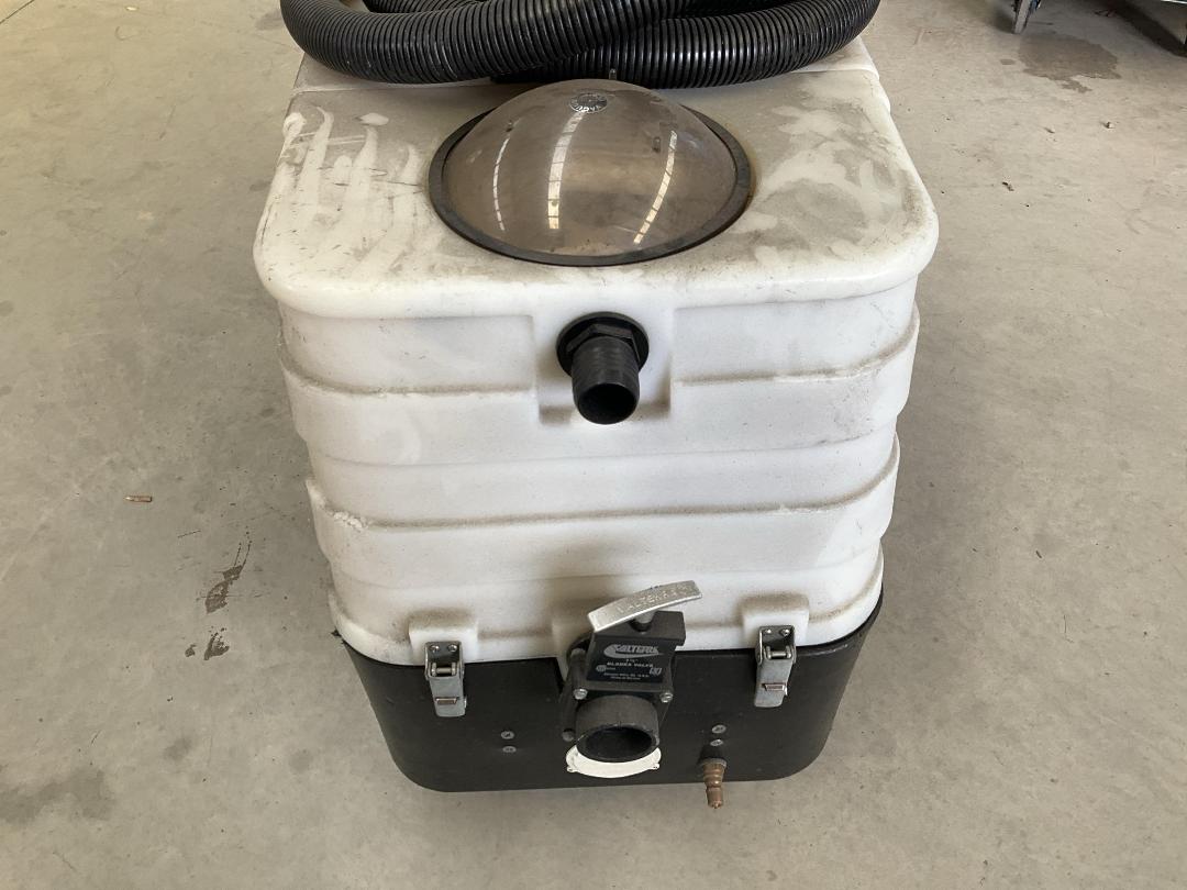 Photo '2' of US Products - Cobra Carpet Extractor