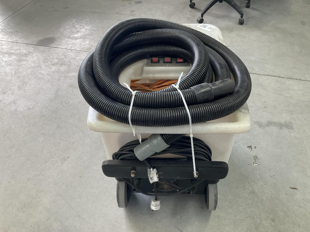 Photo '7' of US Products - Cobra Carpet Extractor