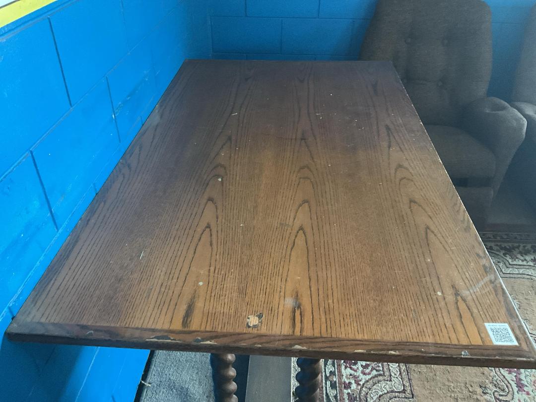 Photo '3' of Dining Table Photo '3' of Dining Table