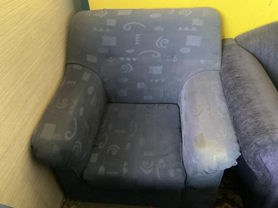 Photo '4' of 2 Seater Lounge Chairs Photo '4' of 2 Seater Lounge Chairs