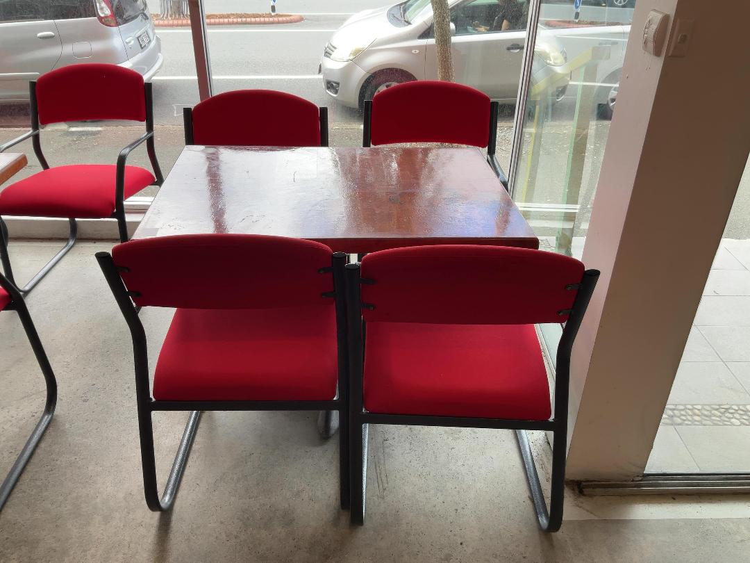 Photo '2' of Rectangle Table and 4 Chairs