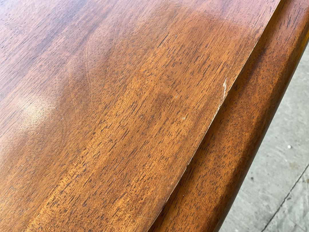 Photo '3' of Wooden-Like Dining Table