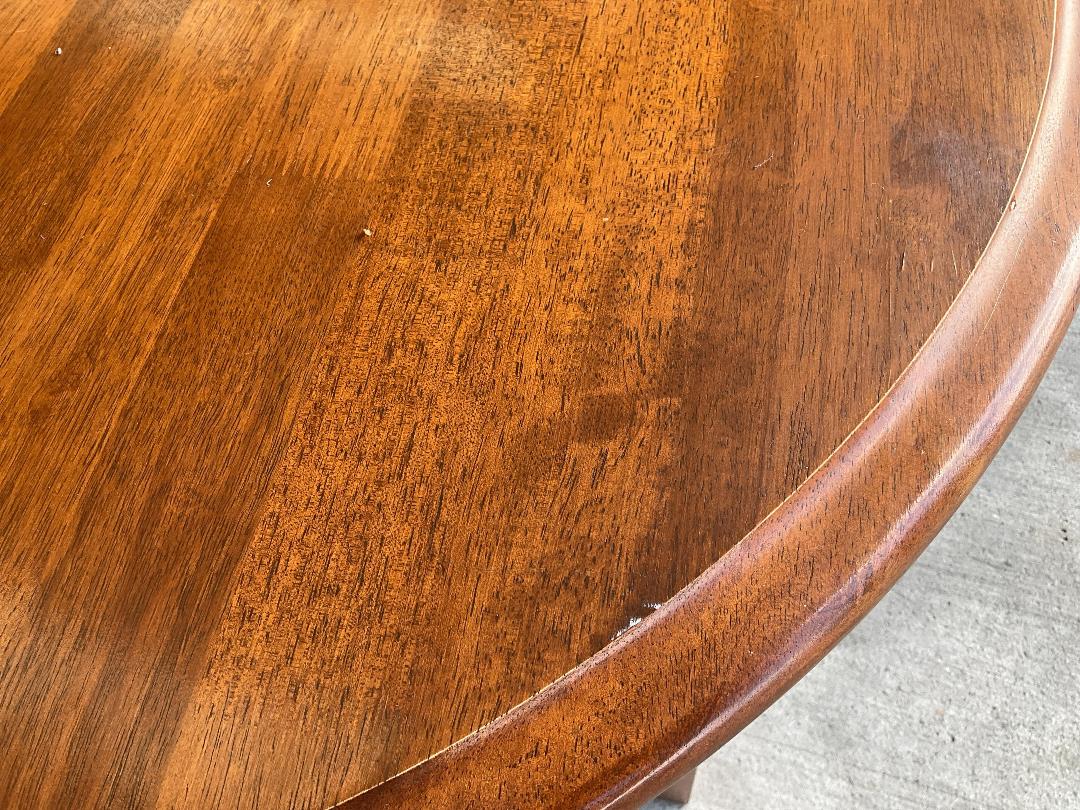 Photo '7' of Wooden-Like Dining Table