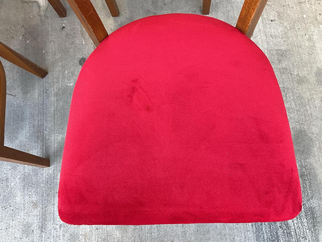 Photo '8' of 6x Wooden-Like/Red Coloured Dining Room Chairs