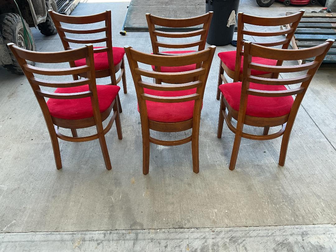 Photo '18' of 6x Wooden-Like/Red Coloured Dining Room Chairs