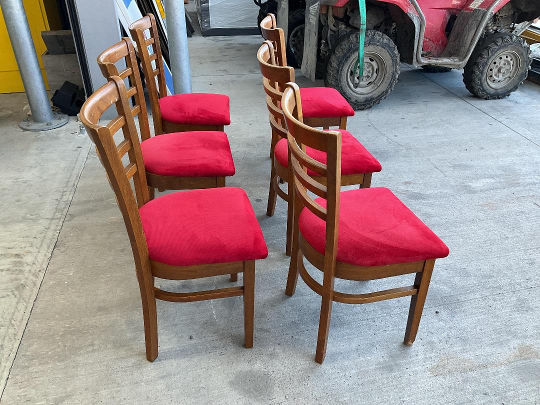 Photo '19' of 6x Wooden-Like/Red Coloured Dining Room Chairs