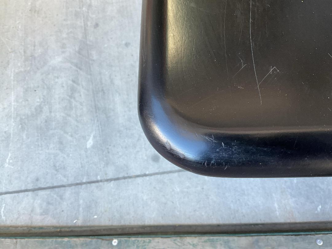 Photo '8' of Wooden-Like Black/with a Hint of Mahogany-Coloured Extendable Dining Table