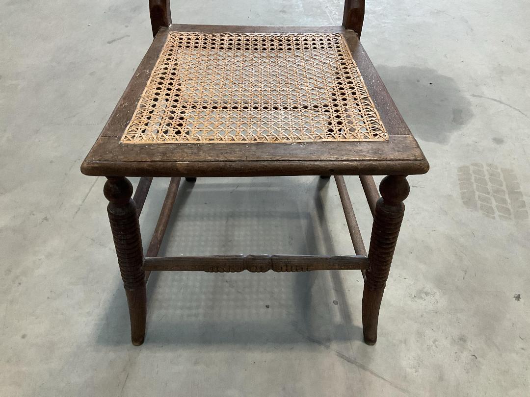 Photo '4' of Wooden-Like Dining Chair and a Barstool