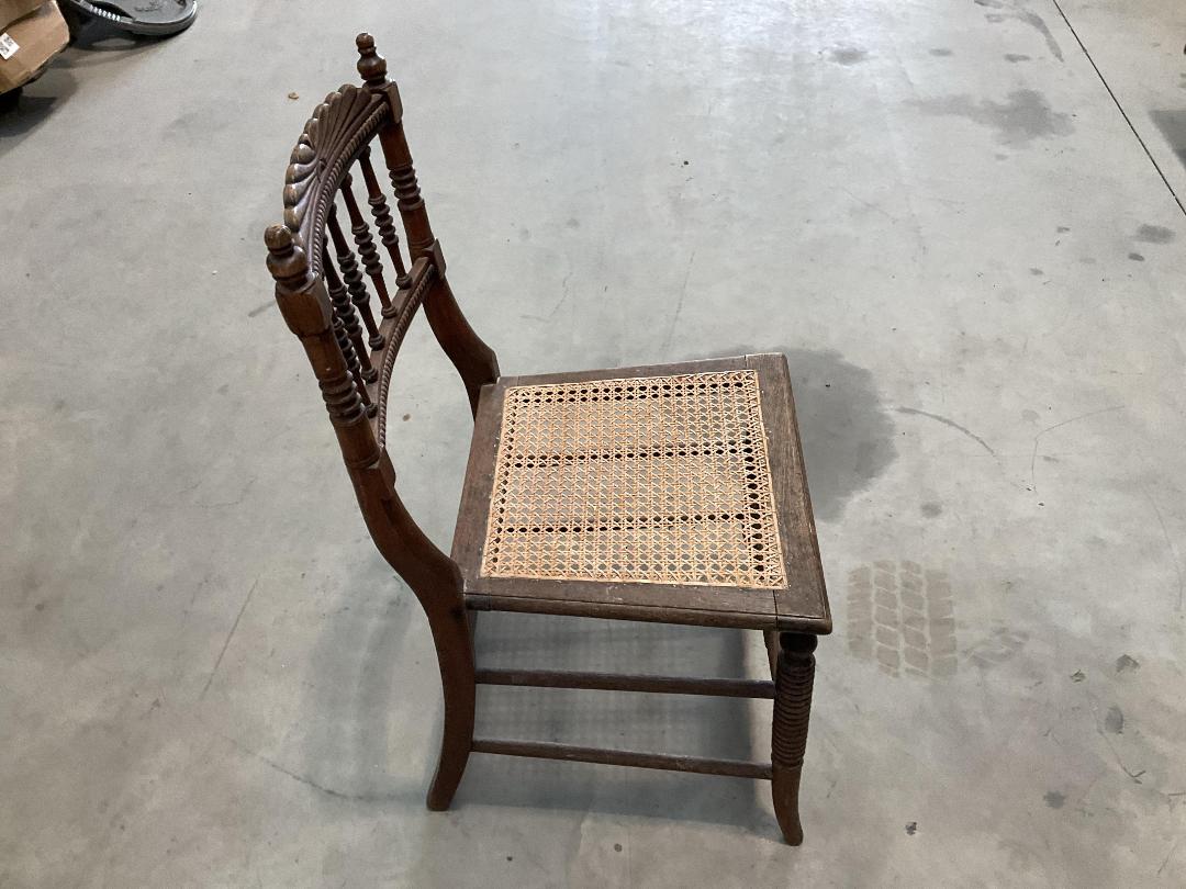 Photo '9' of Wooden-Like Dining Chair and a Barstool