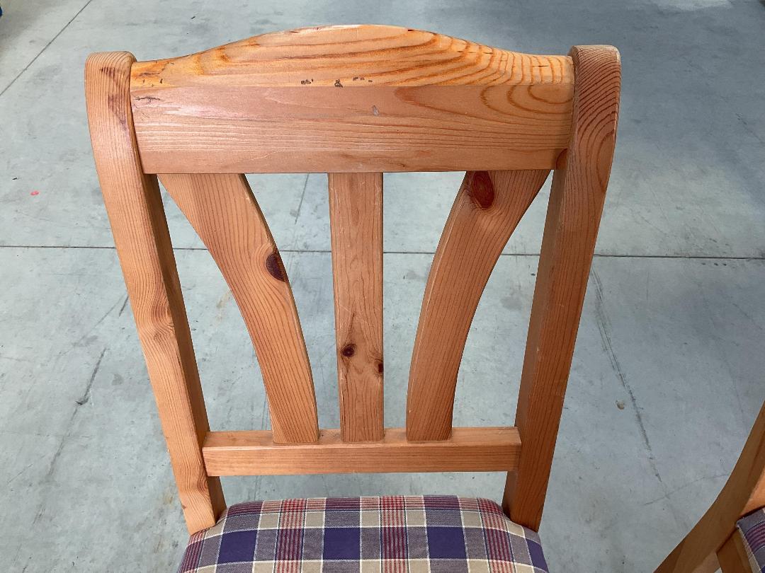 Photo '7' of 2x Wooden-Like Dining Chairs