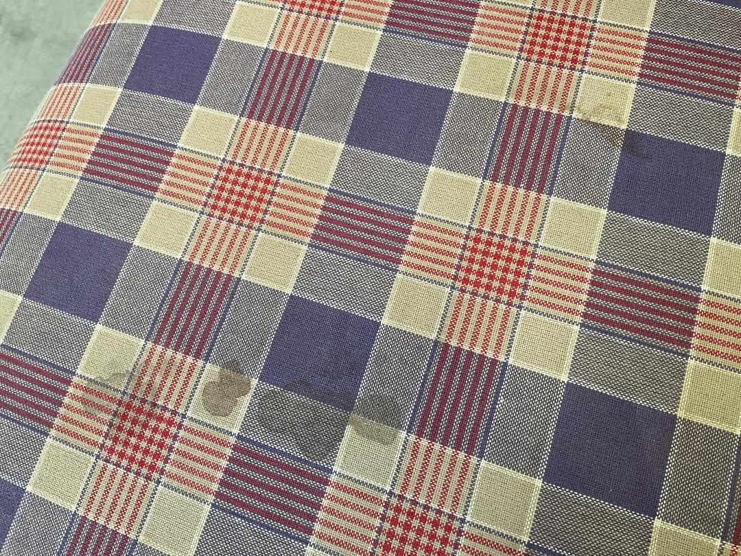 Photo '3' of 2x Wooden-Like Dining Chairs