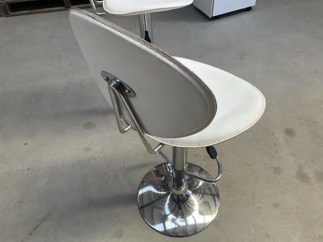 Photo '7' of 2 Bar Stools Photo '7' of 2 Bar Stools