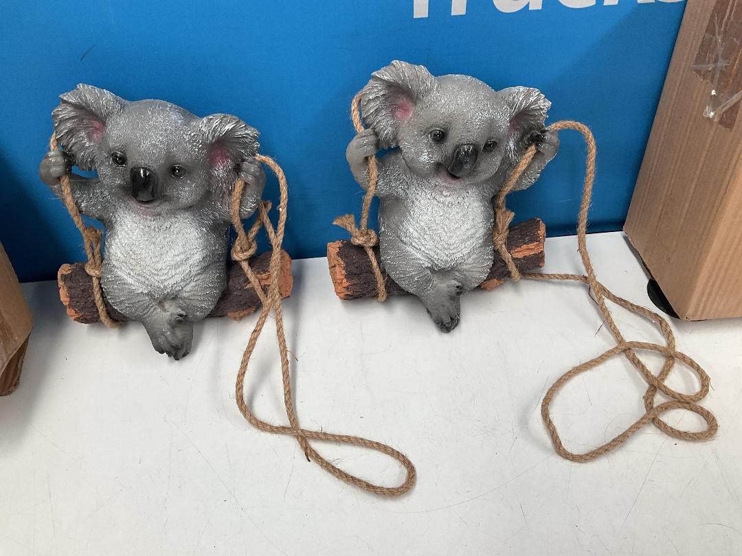Photo '4' of 2x Koala Outdoor Hanging Ornaments *NEW* Photo '4' of 2x Koala Outdoor Hanging Ornaments *NEW*