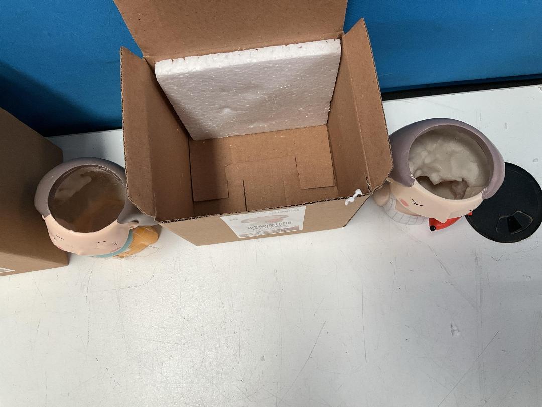 Photo '18' of 8x Resin-Like Girl Planters *NEW* Photo '18' of 8x Resin-Like Girl Planters *NEW*