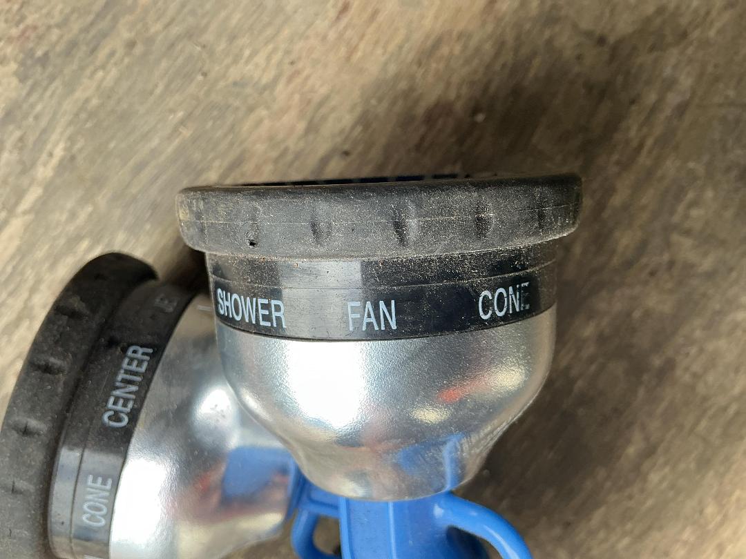 Photo '4' of 2x Hand Water Wands Photo '4' of 2x Hand Water Wands