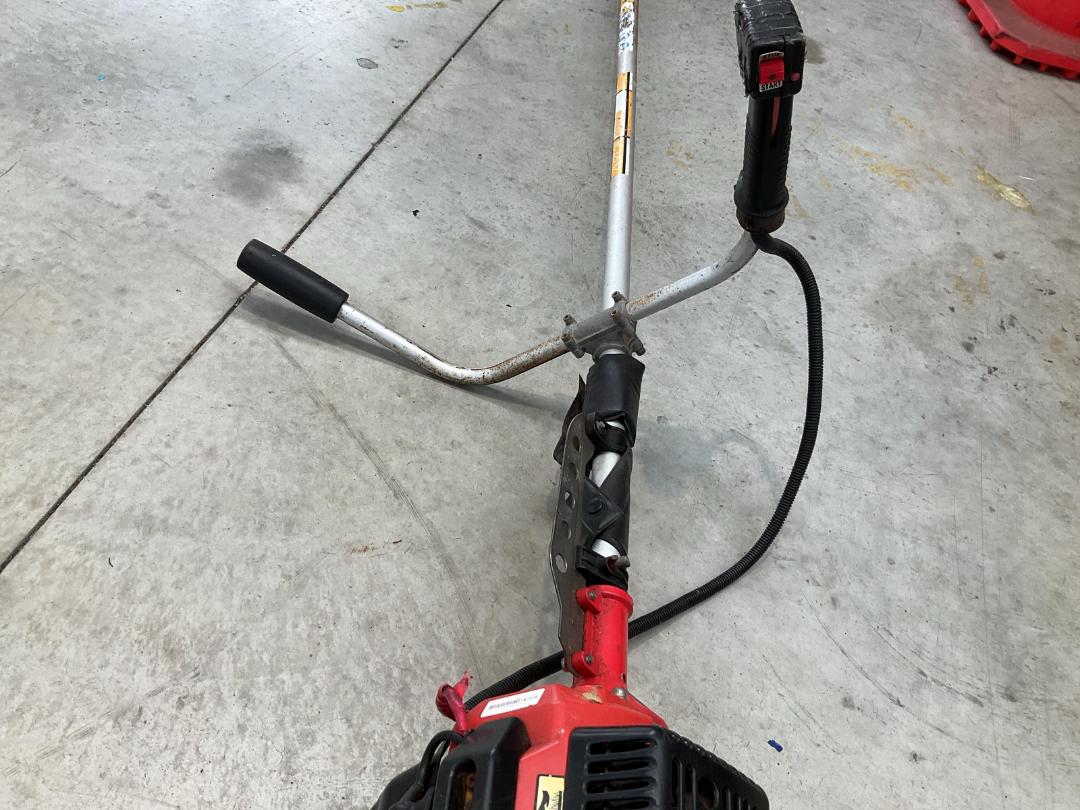 Photo '4' of Morrison Trimmer/weed eater Photo '4' of Morrison Trimmer/weed eater
