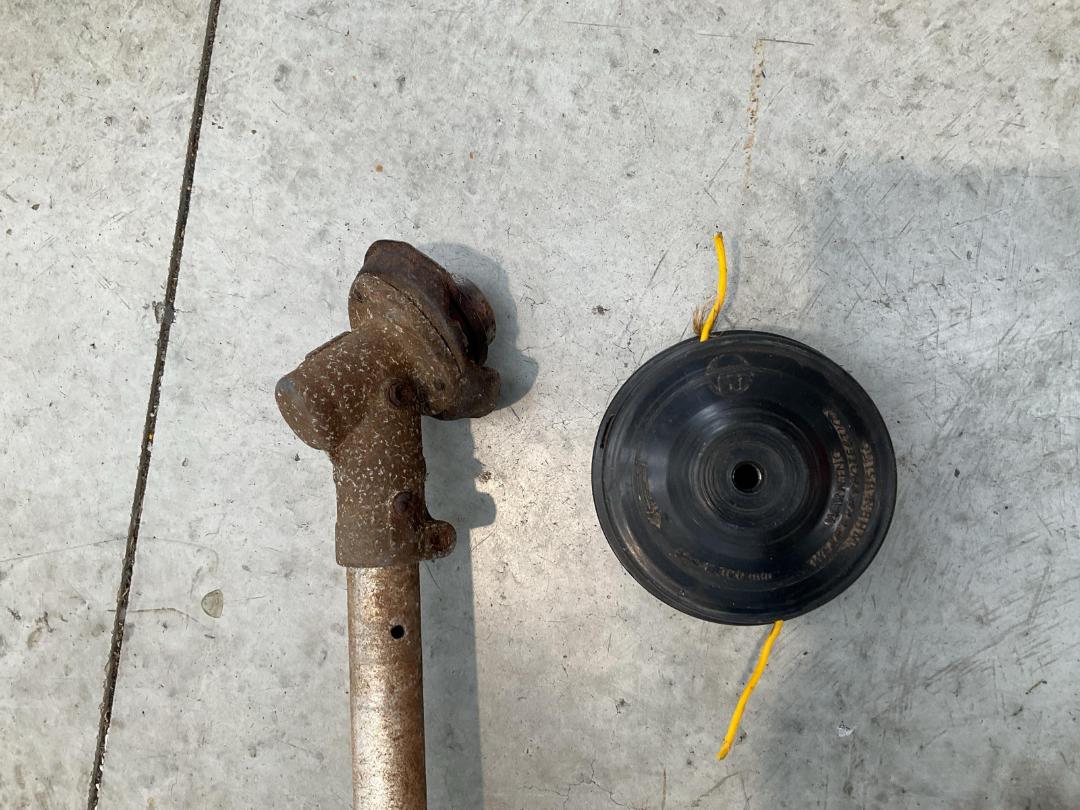 Photo '5' of Morrison Trimmer/weed eater Photo '5' of Morrison Trimmer/weed eater