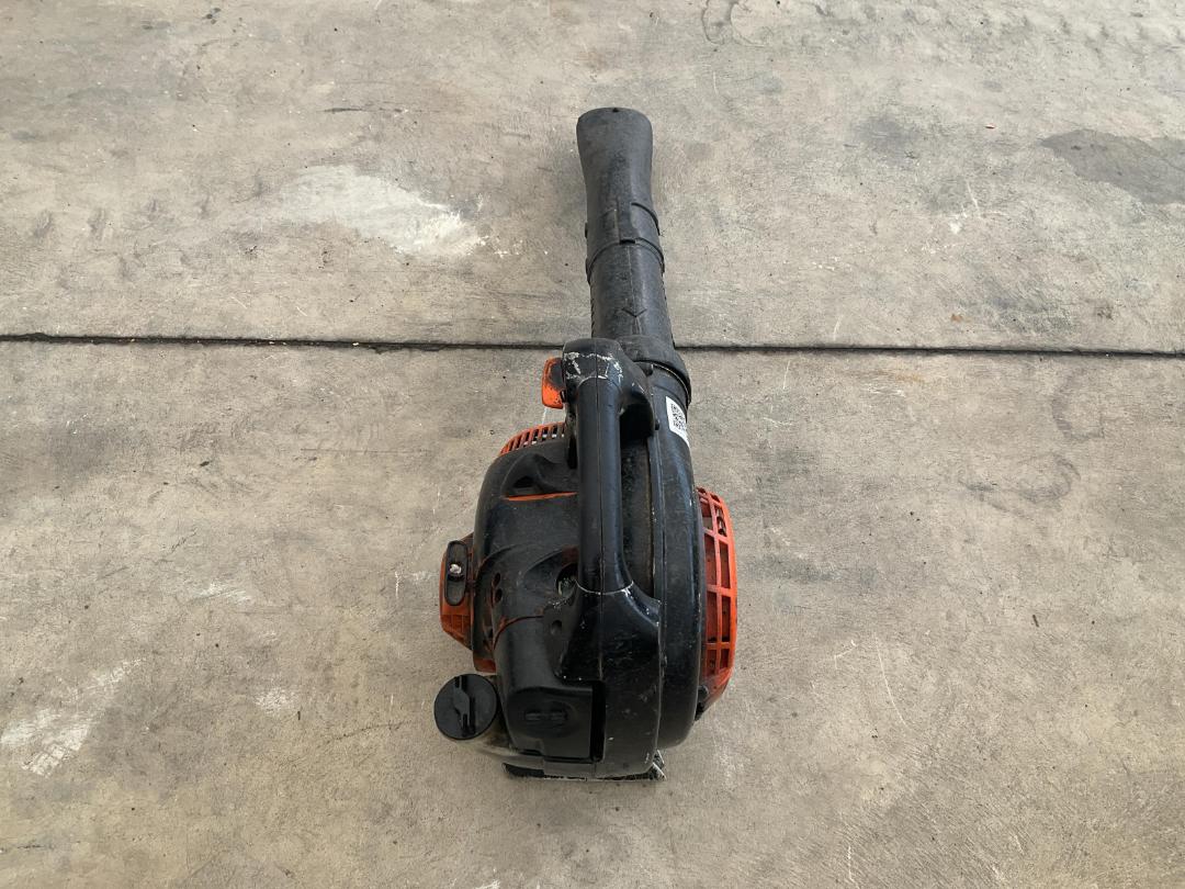 Photo '4' of STIHL Leaf blower Photo '4' of STIHL Leaf blower