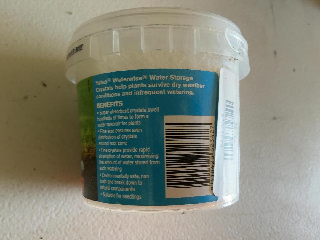 Photo '4' of 16x Yate's Water Storage Crystals (200g) Photo '4' of 16x Yate's Water Storage Crystals (200g)