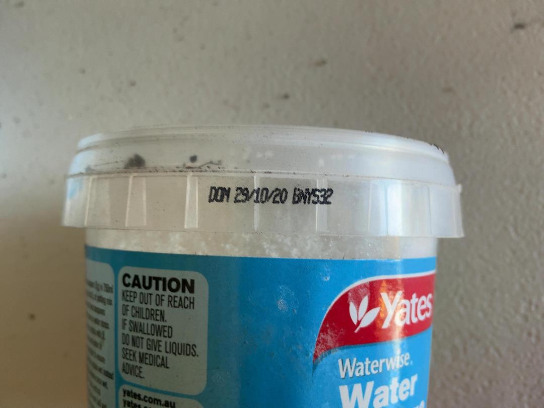 Photo '8' of 16x Yate's Water Storage Crystals (200g) Photo '8' of 16x Yate's Water Storage Crystals (200g)