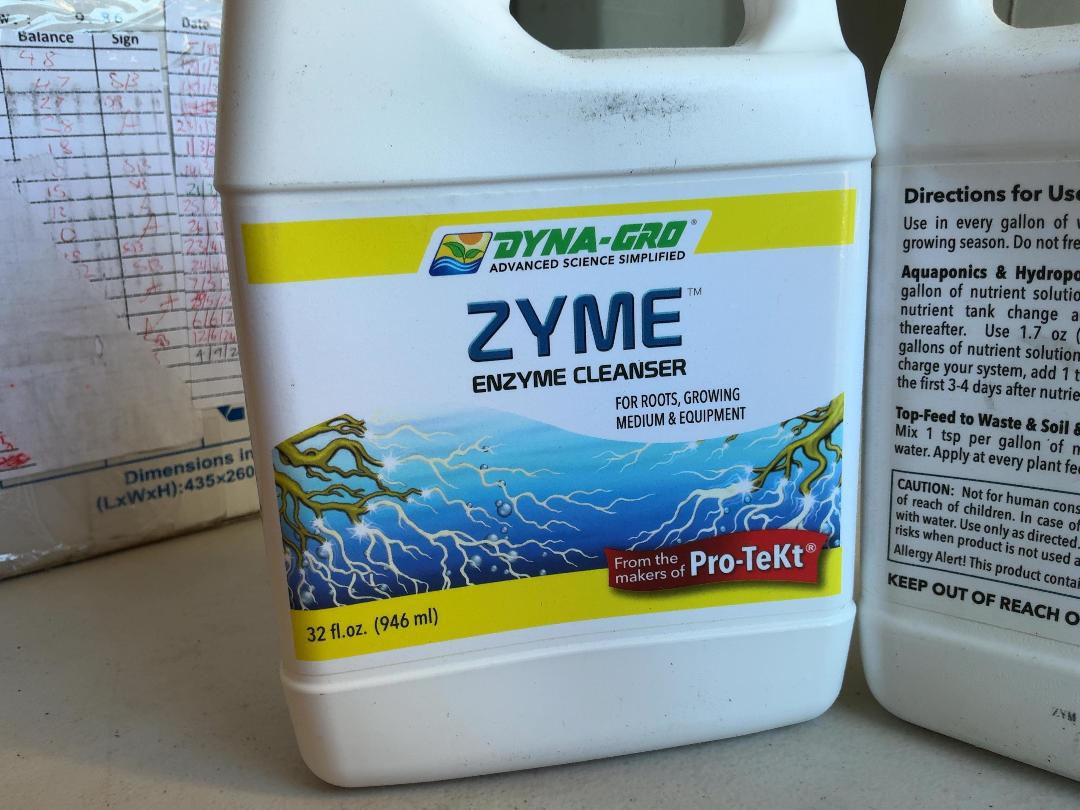 Photo '2' of 6x Dyna-Gro Zyme Cleanser (946ml) Photo '2' of 6x Dyna-Gro Zyme Cleanser (946ml)