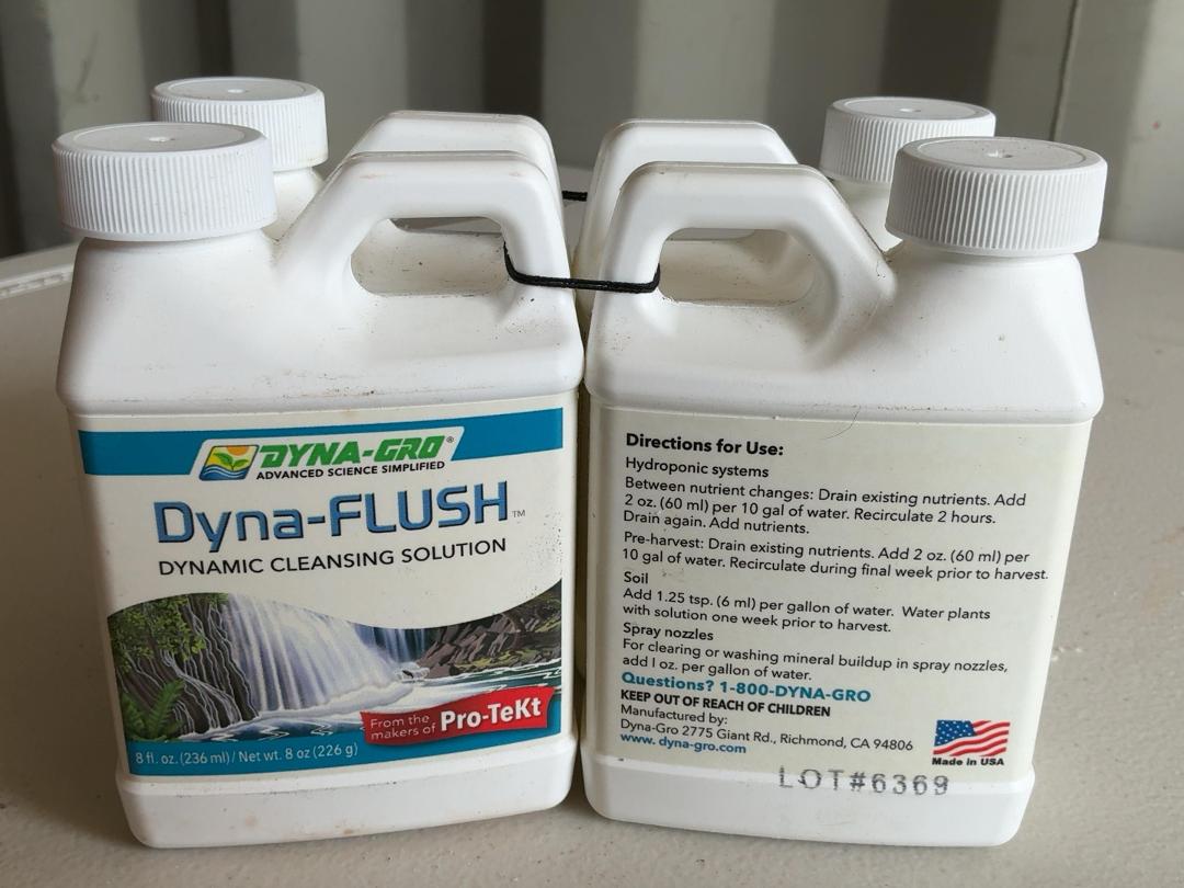 Photo '5' of 4x Dyna-Gro Dyna-Flush Cleansing Solution (236ml) Photo '5' of 4x Dyna-Gro Dyna-Flush Cleansing Solution (236ml)