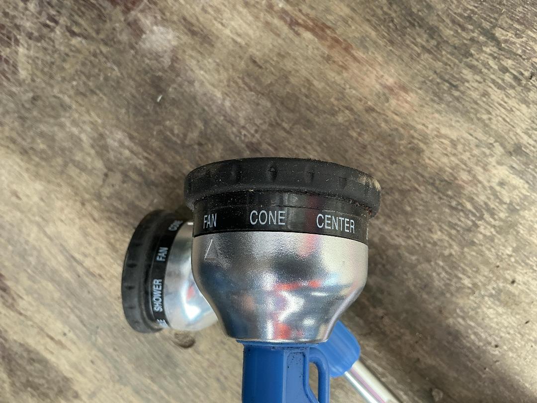 Photo '3' of 2x Hand Water Wands Photo '3' of 2x Hand Water Wands