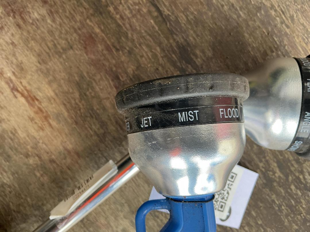 Photo '4' of 2x Hand Water Wands Photo '4' of 2x Hand Water Wands