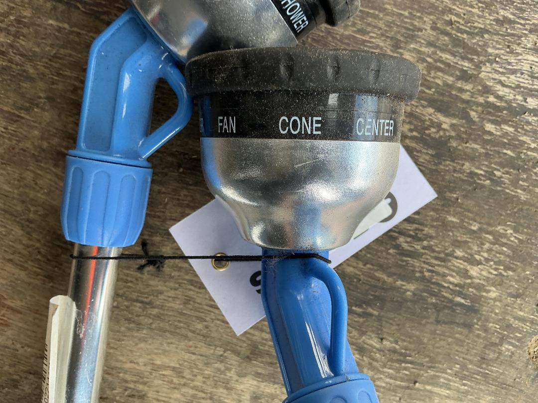 Photo '3' of 2x Hand Water Wands Photo '3' of 2x Hand Water Wands