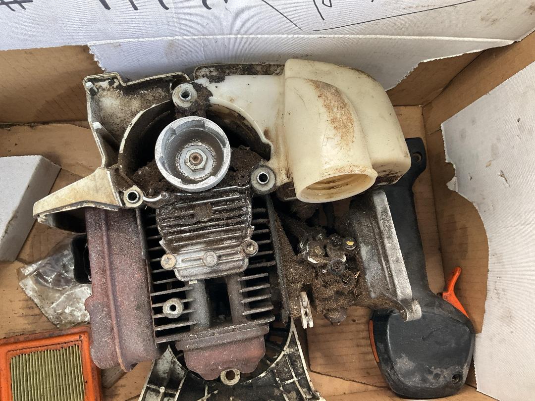 Photo '3' of Stihl FS131R - Parts only