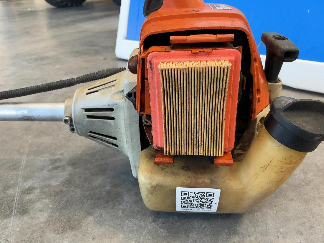 Photo '9' of Stihl FS250 Weed Eater Photo '9' of Stihl FS250 Weed Eater