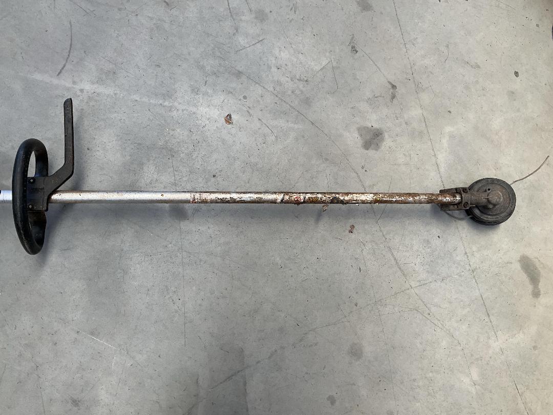 Photo '17' of Stihl Backpack-Style Brush Cutter - Model FR 450 - Does Not Go