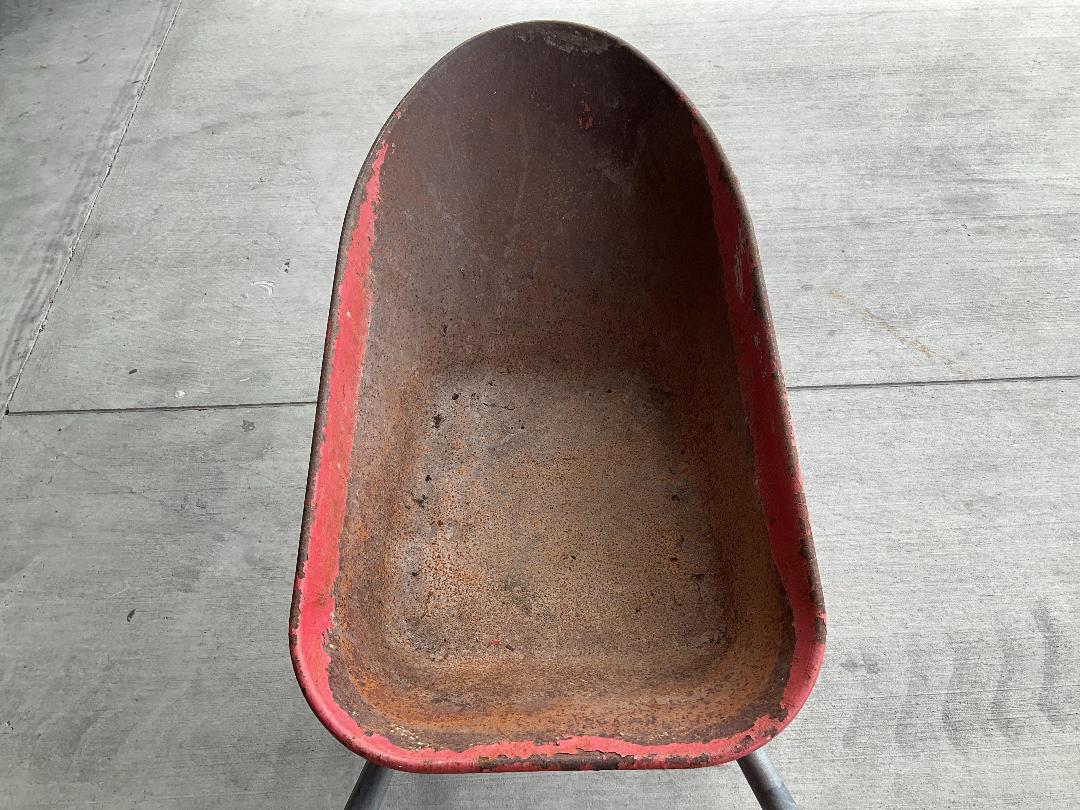 Photo '3' of Greens Red Coloured Wheelbarrow