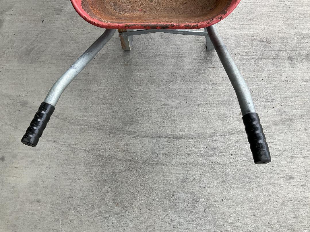 Photo '6' of Greens Red Coloured Wheelbarrow