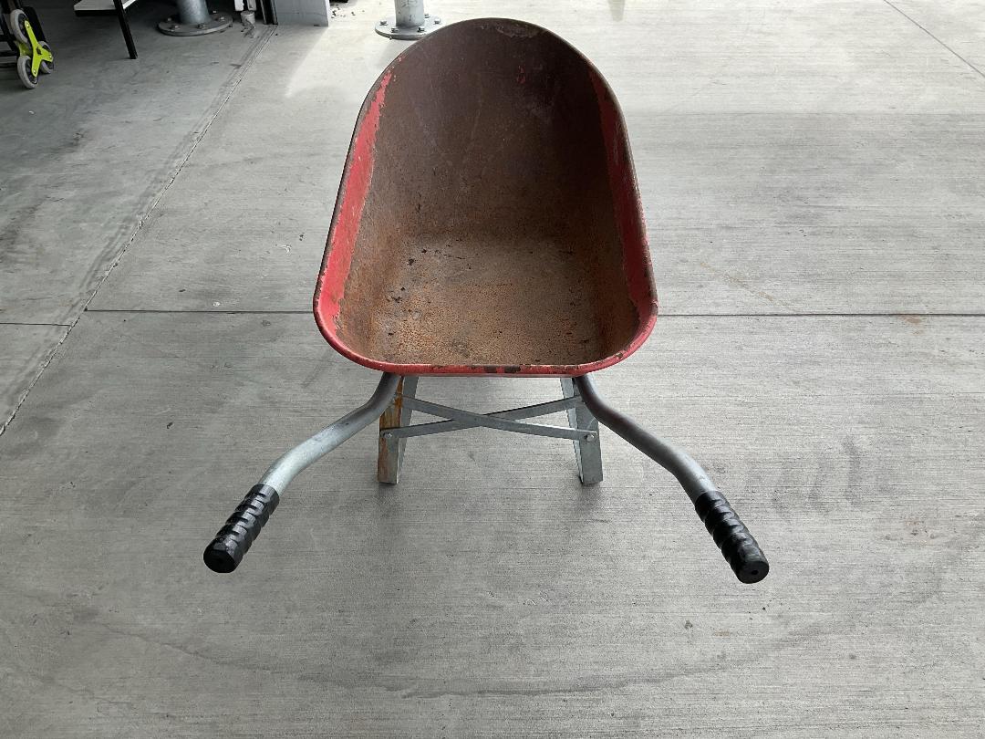 Photo '7' of Greens Red Coloured Wheelbarrow