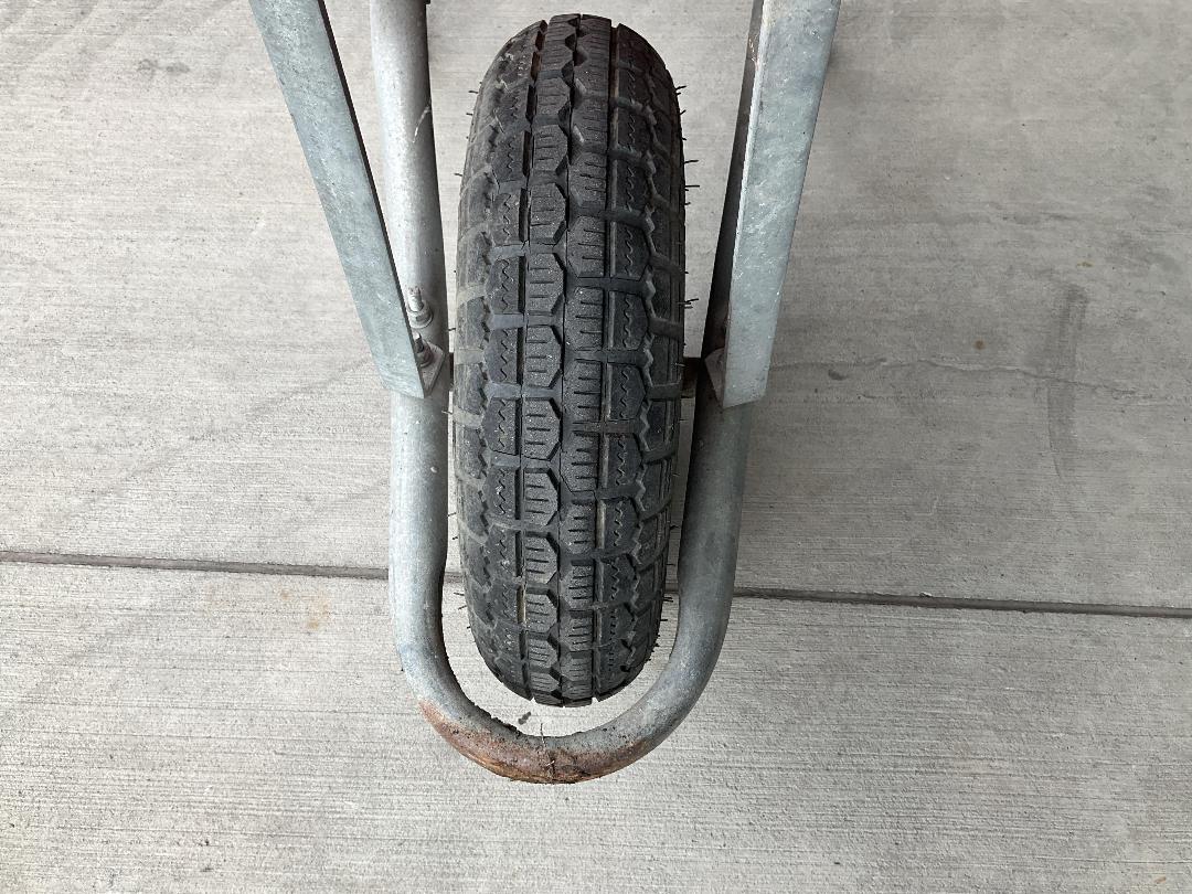 Photo '12' of Greens Red Coloured Wheelbarrow