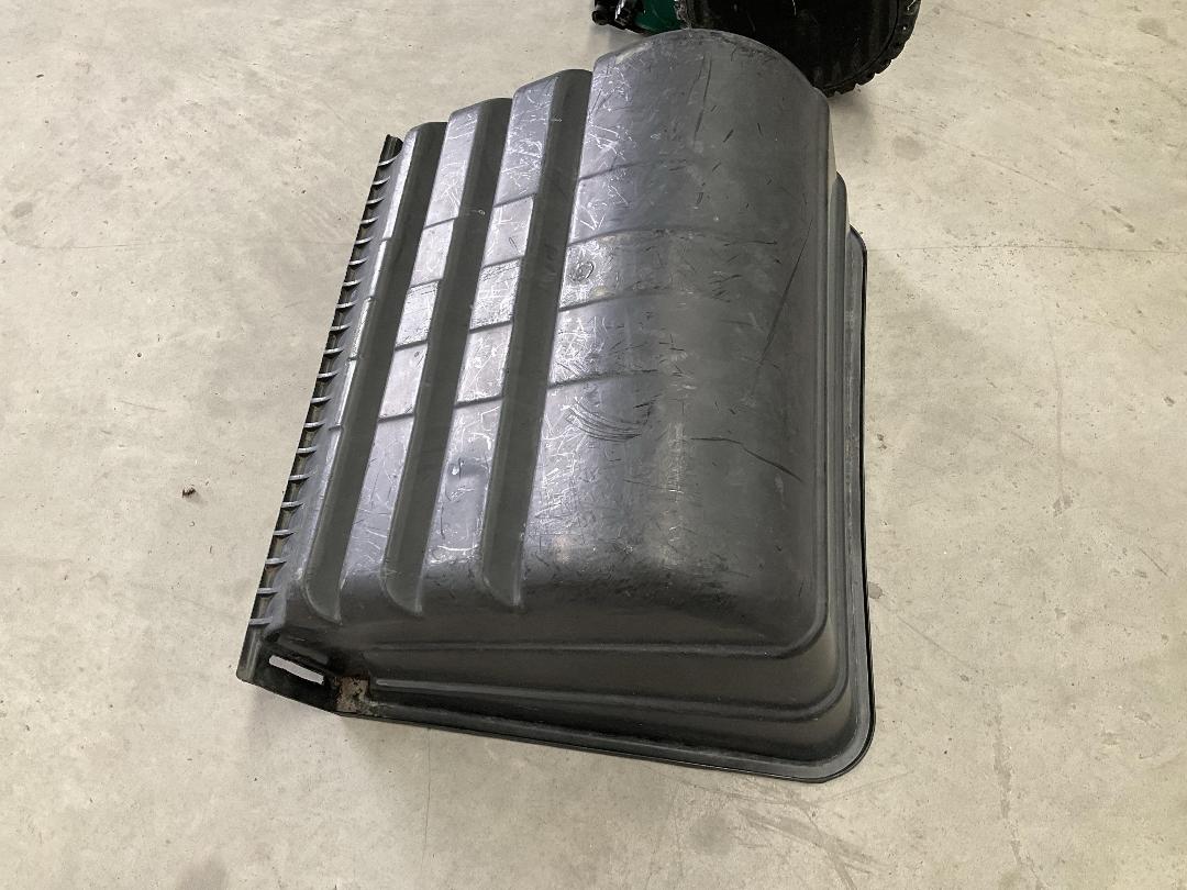 Photo '4' of Bosch Hand Push Mower - Model AHM 38 G