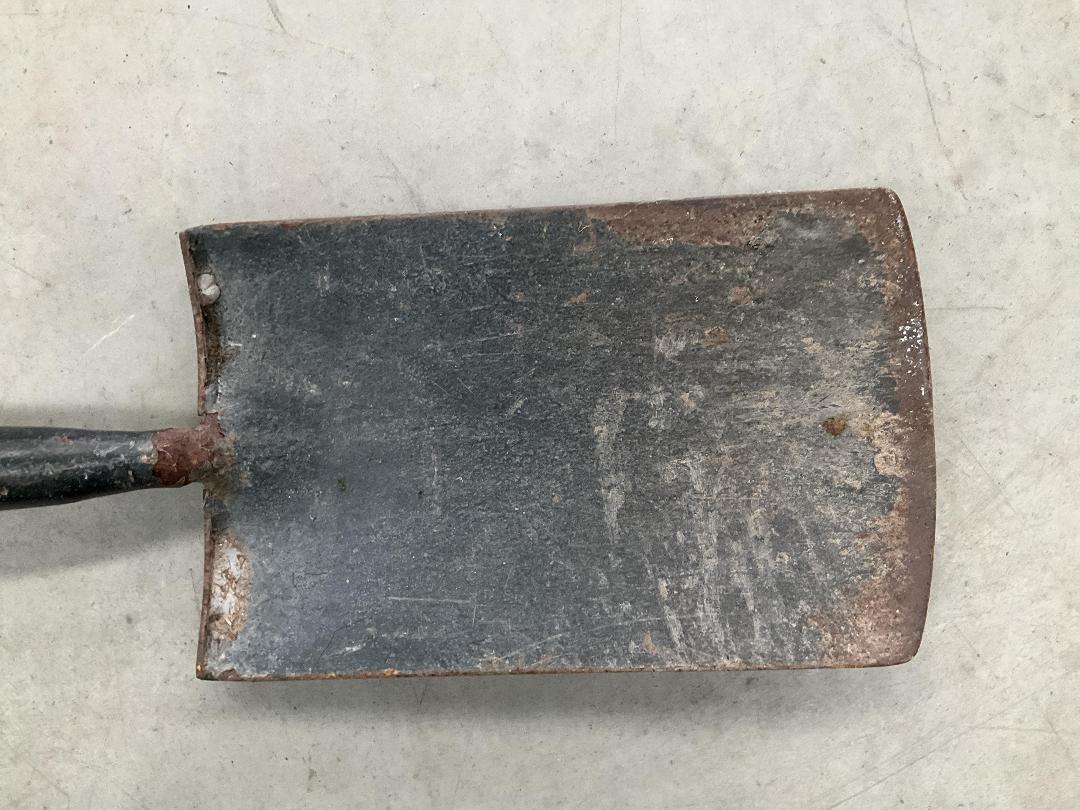 Photo '6' of Garden Tools - Fork, Edging Shear Etc