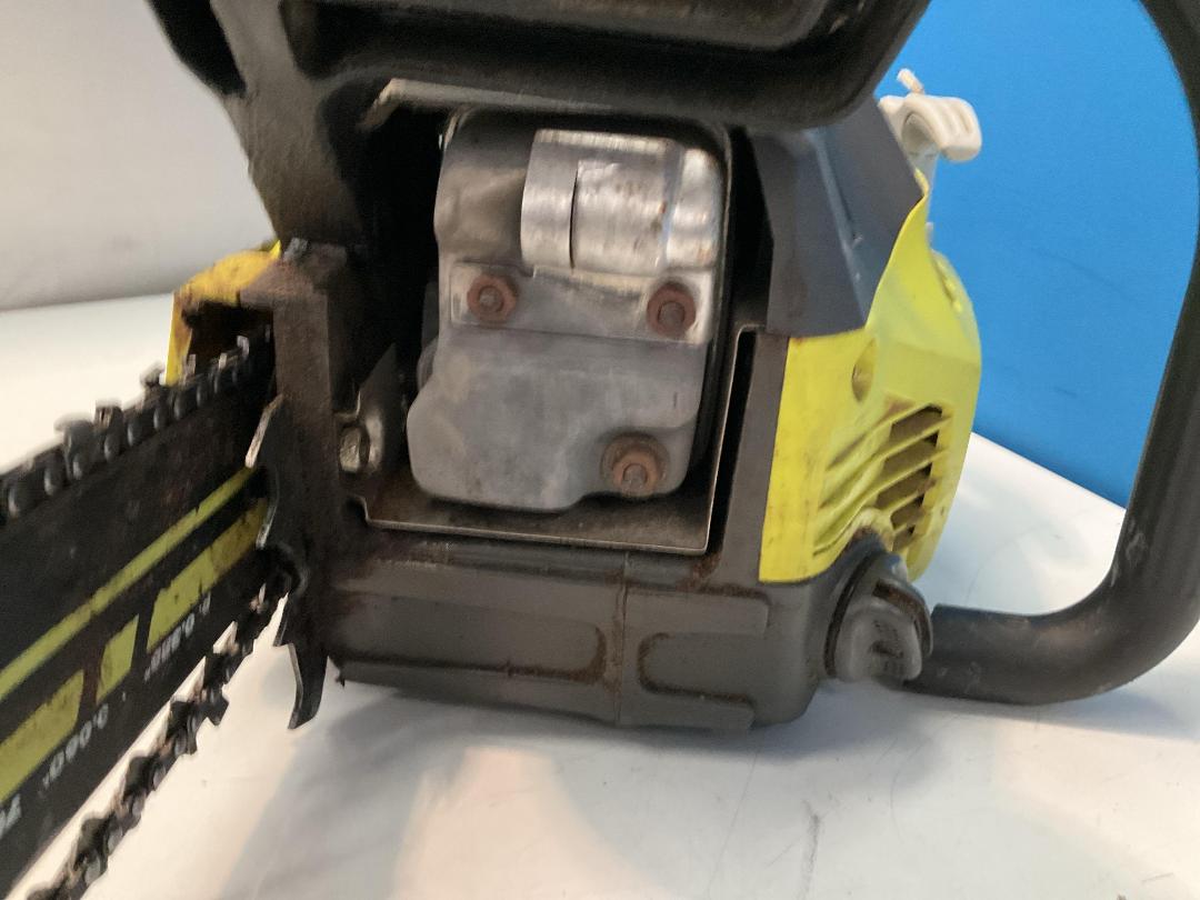 Photo '22' of Ryobi Petrol Chainsaw - Model RCS5050