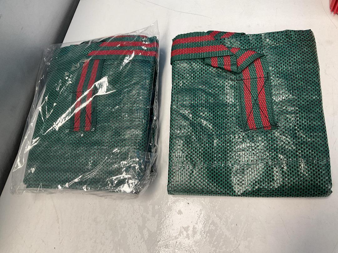 Photo '18' of Hose, Hinges, Lock Etc