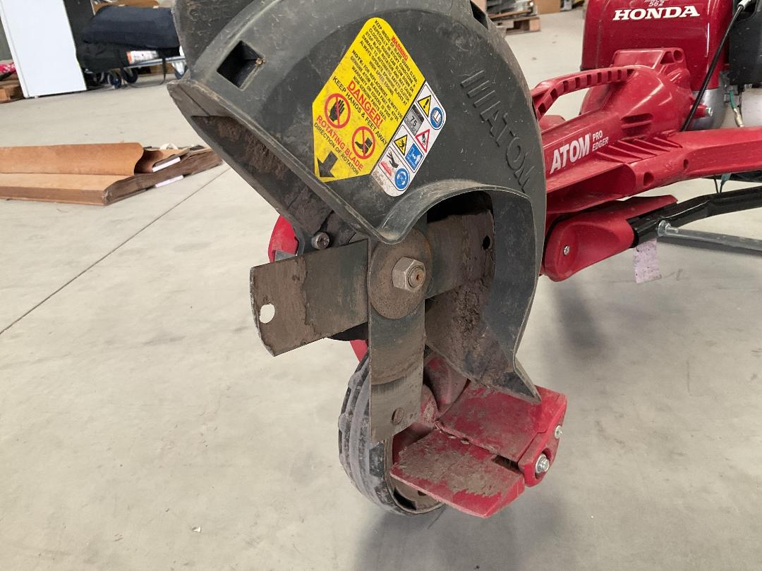 Photo '4' of Atom - 562 Pro Edger - Honda 4 Stroke