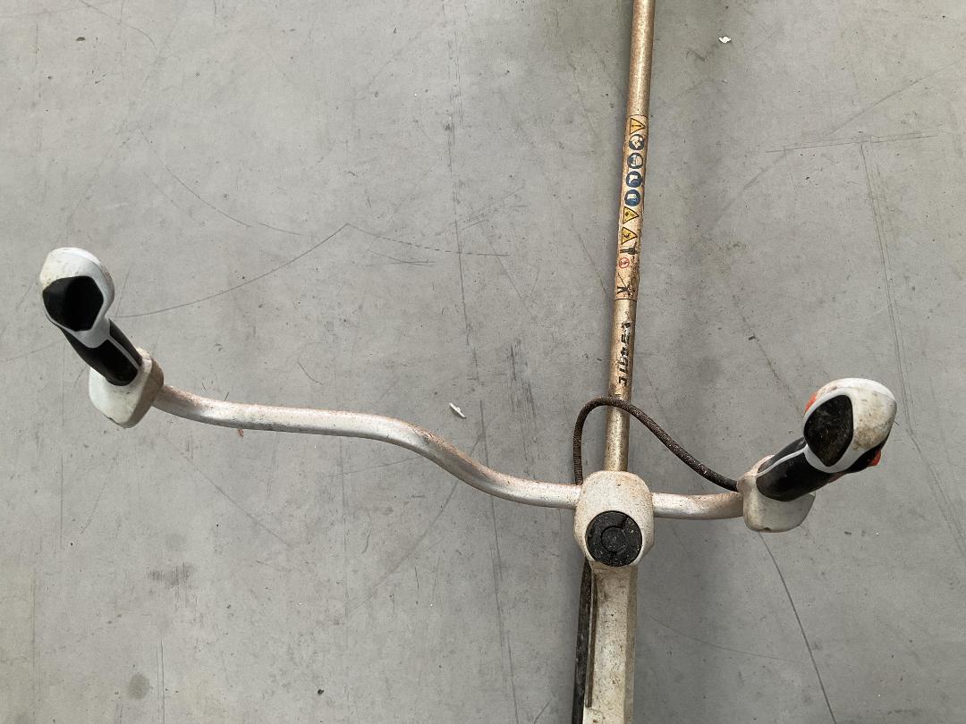 Photo '5' of Stihl -  FS 461 C Petrol Clearing Saw (w/ Line Trimmer Head)