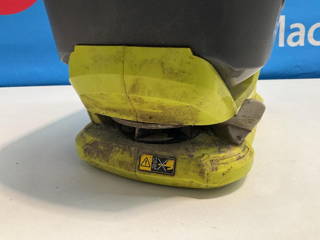 Photo '3' of Ryobi One+ -18V Seed and Fertilizer Spreader - OSS1800 (Skin Only)