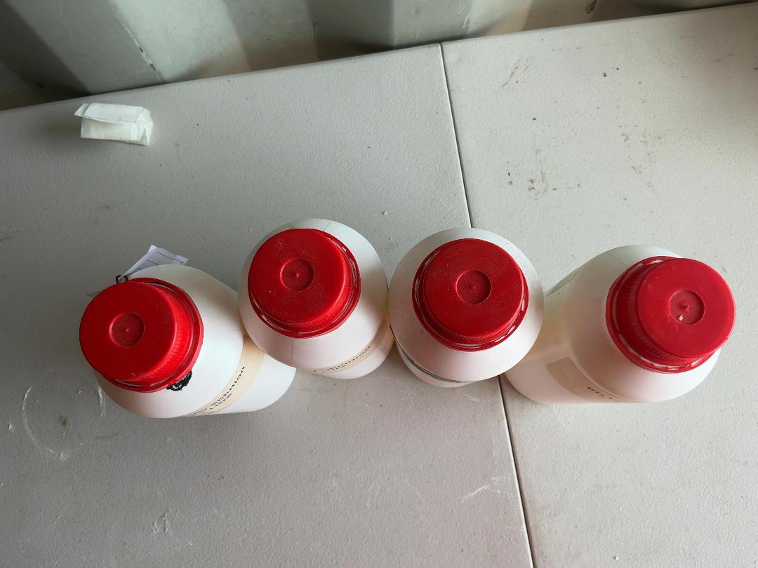 Photo '2' of 4x Pure Hydrophonics pH Lower (1L) Photo '2' of 4x Pure Hydrophonics pH Lower (1L)