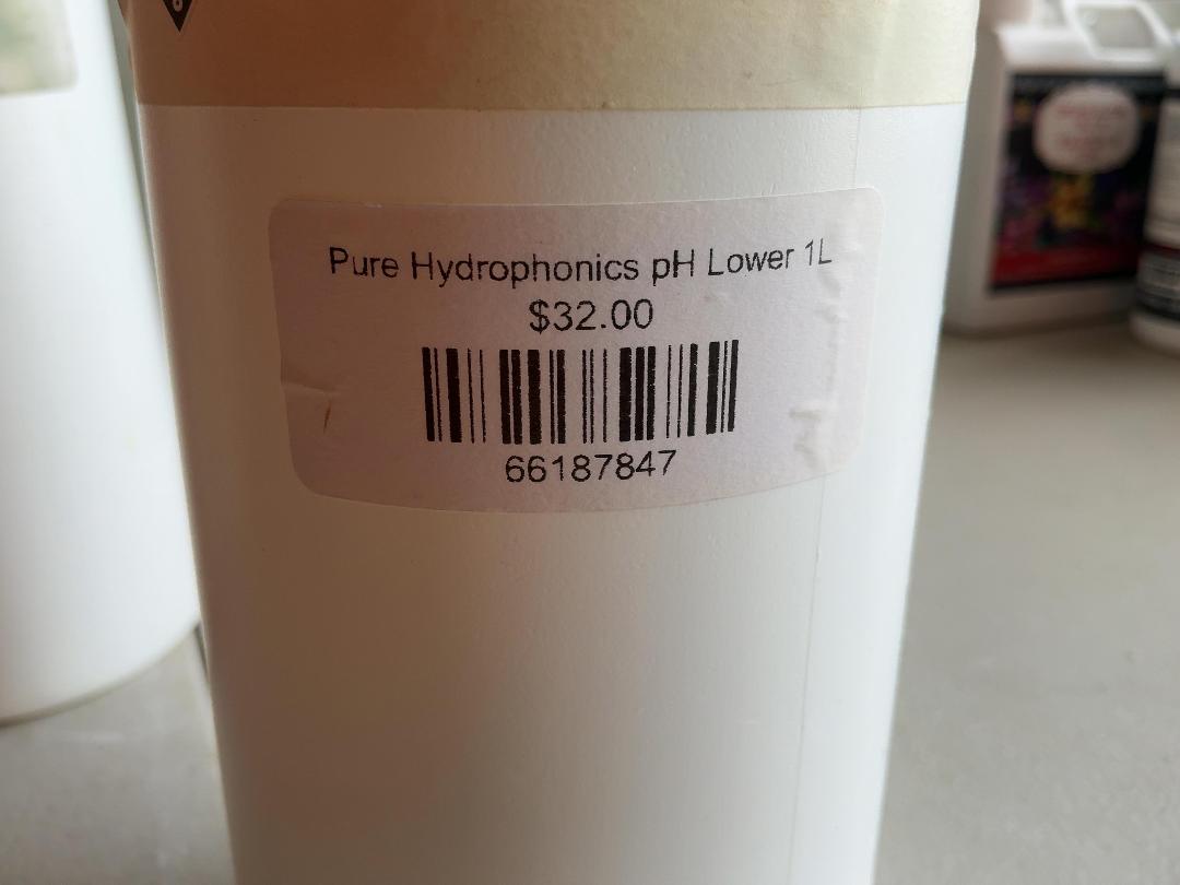 Photo '4' of 4x Pure Hydrophonics pH Lower (1L) Photo '4' of 4x Pure Hydrophonics pH Lower (1L)