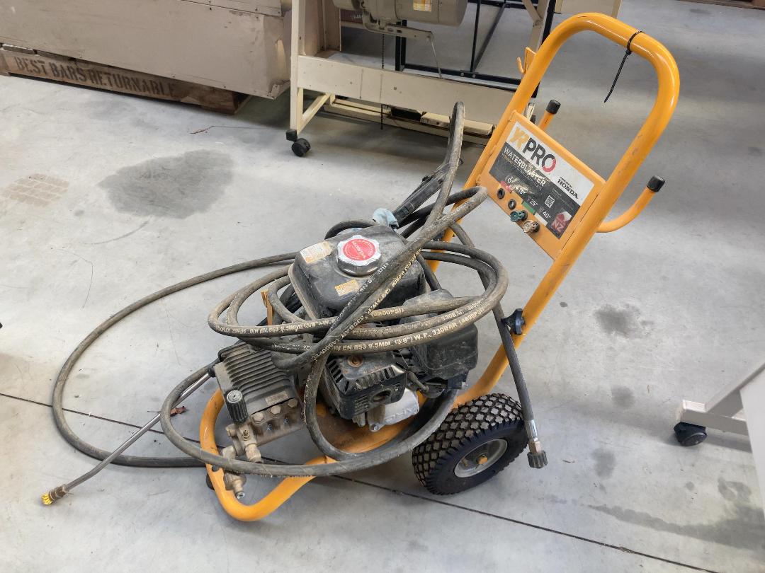 Photo '2' of YR Pro - Honda Powered Petrol Water Blaster - 2600PSI