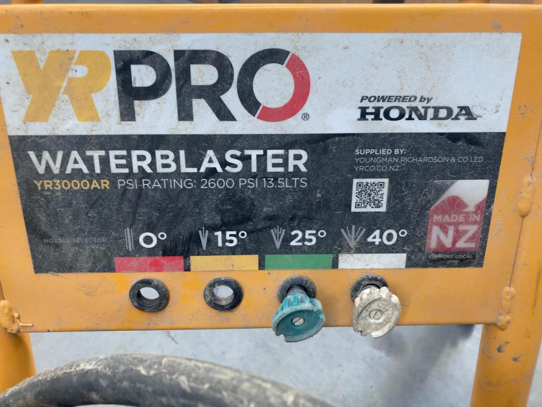 Photo '3' of YR Pro - Honda Powered Petrol Water Blaster - 2600PSI