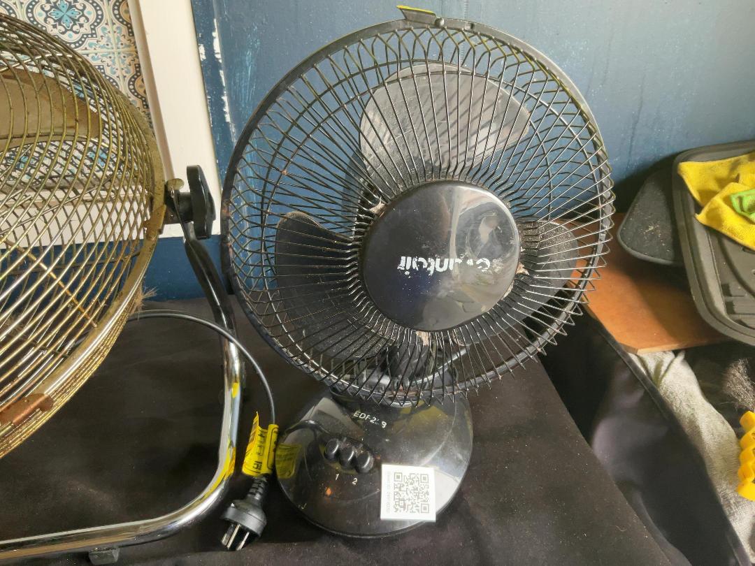 Photo '2' of 2 x fans