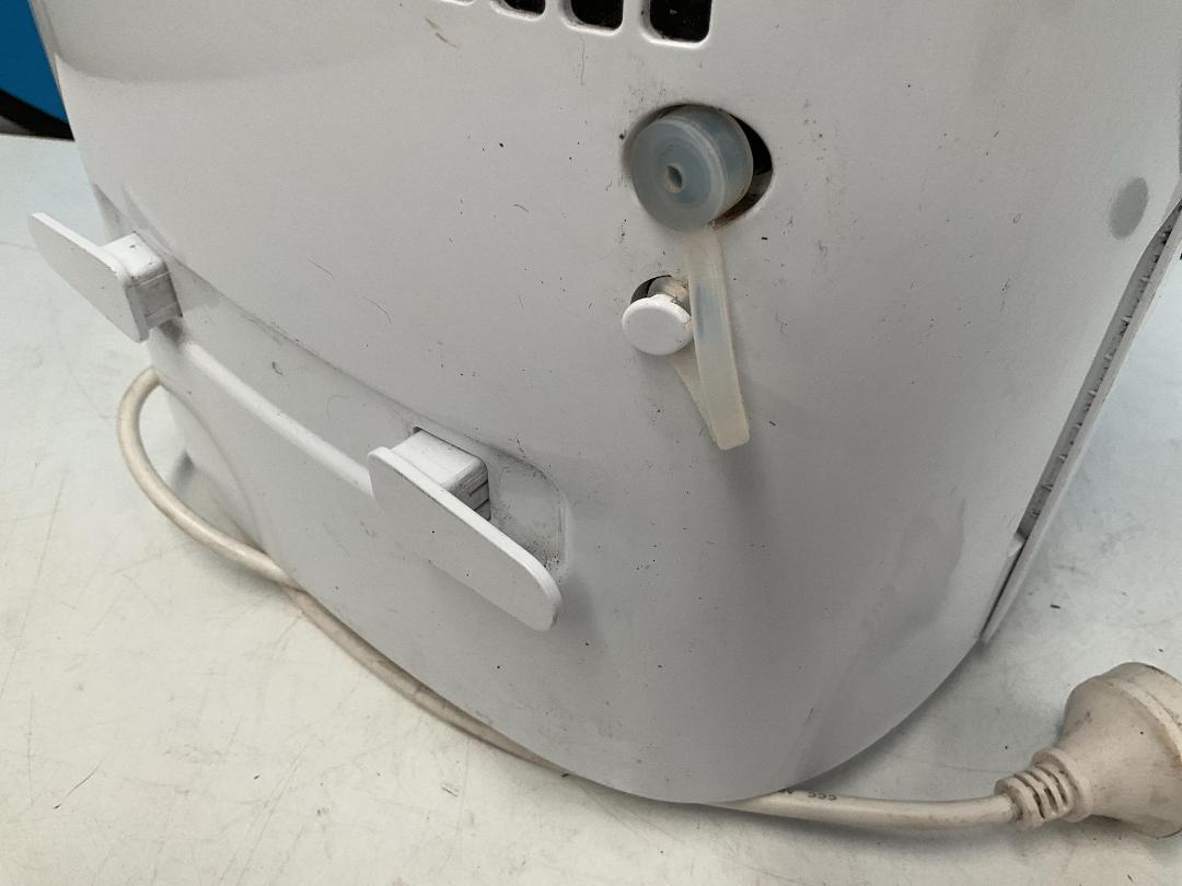 Photo '10' of Suki Dehumidifier - Model EUR 10F