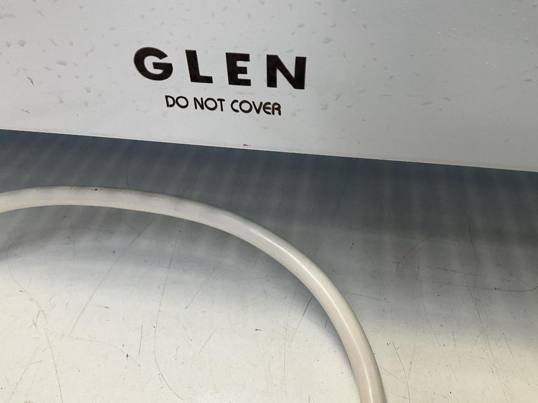 Photo '4' of Glen Heater - Model 2578 - Plug Has Been Cut Off Due to Foreign Plug